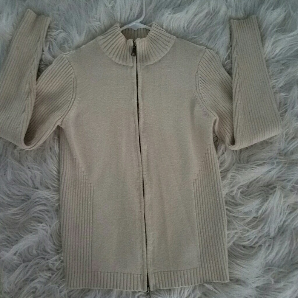 Women's sz small zip up sweater